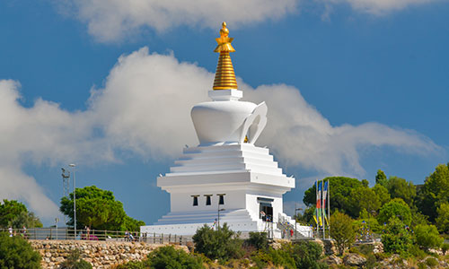 Guía de Benalmándena - Benalmádena alberga el templo budista más grande del mundo occidental