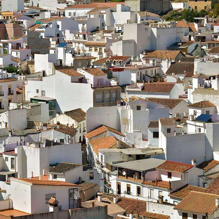 Guía de Monda - Esencia de la vida del pueblo andaluz