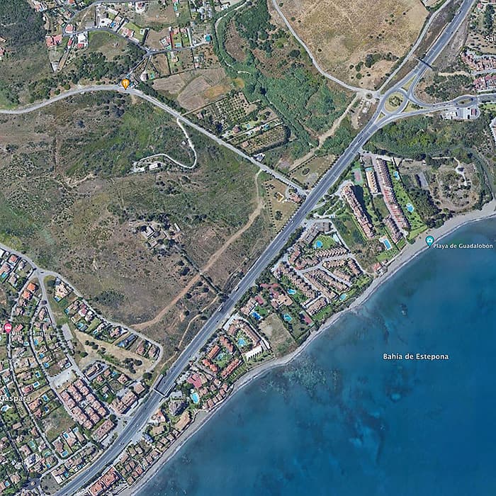 Azure Estepona, situación de la parcela cerca de la playa de Estepona