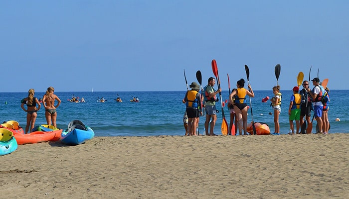 Deportes acuáticos - Kayak con la familia y amigos