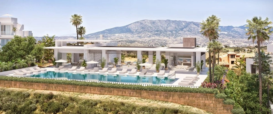 Zona de piscina comunitaria en Ocean View Marbella